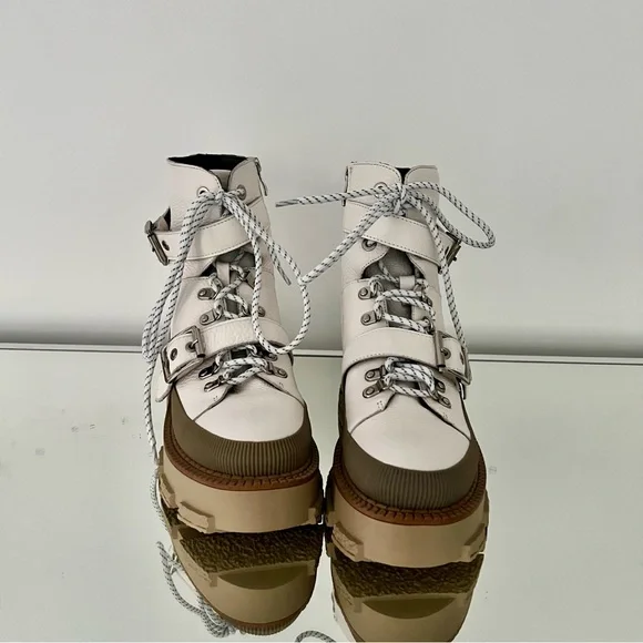 Vince Camuto Leather Boots - Picture 2 of 8